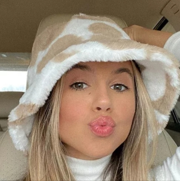 AProms Accessories - CLEARANCE Faux Fur Animal Print Bucket Hat Cap NEW!